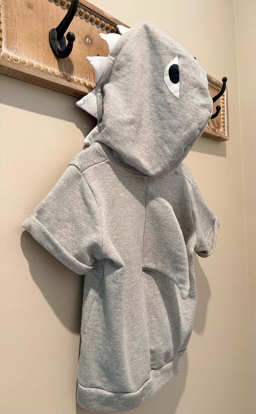Little Prince Shark Zip-Up Hoodie with Tooth Hood and Pocket Size 4T